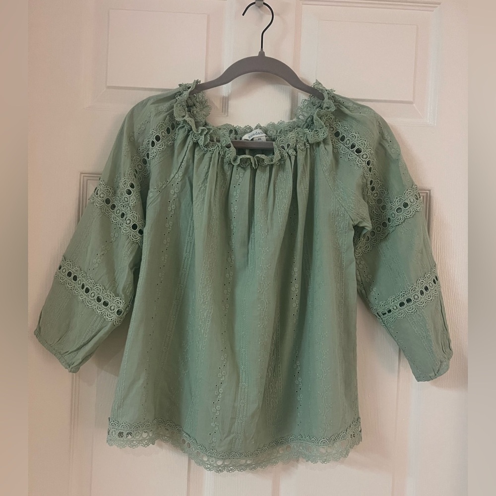 Sundance Catalog Lace Trim Ruffle Peasant Blouse. Sage green. EUC! Size XS.